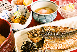 朝食