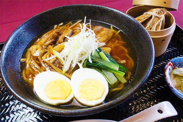 厚切りチャーシュー麺