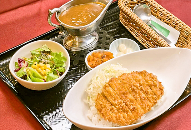ロースカツカレー